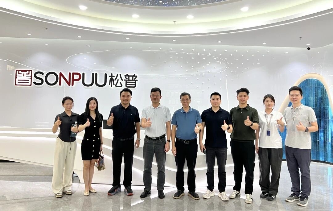 深化校企合作,共促創(chuàng)新發(fā)展——東莞理工學院科創(chuàng)院與鳳崗鎮(zhèn)政府走訪京東智谷松普智能(圖6) 深化校企合作,共促創(chuàng)新發(fā)展——東莞理工學院科創(chuàng)院與鳳崗鎮(zhèn)政府走訪京東智谷松普智能(圖6)